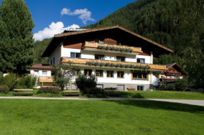 Ferienhaus Alpina, Kals Am Großglockner